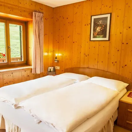 Insam Hotel 3*